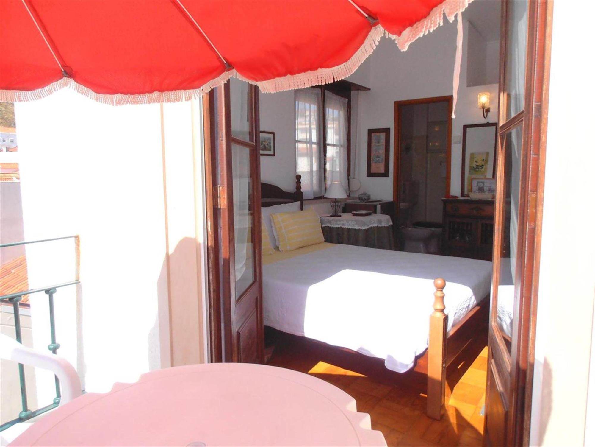 Solar Dos Carvalhos - Apartamentos De Turismo Nazaré Room photo