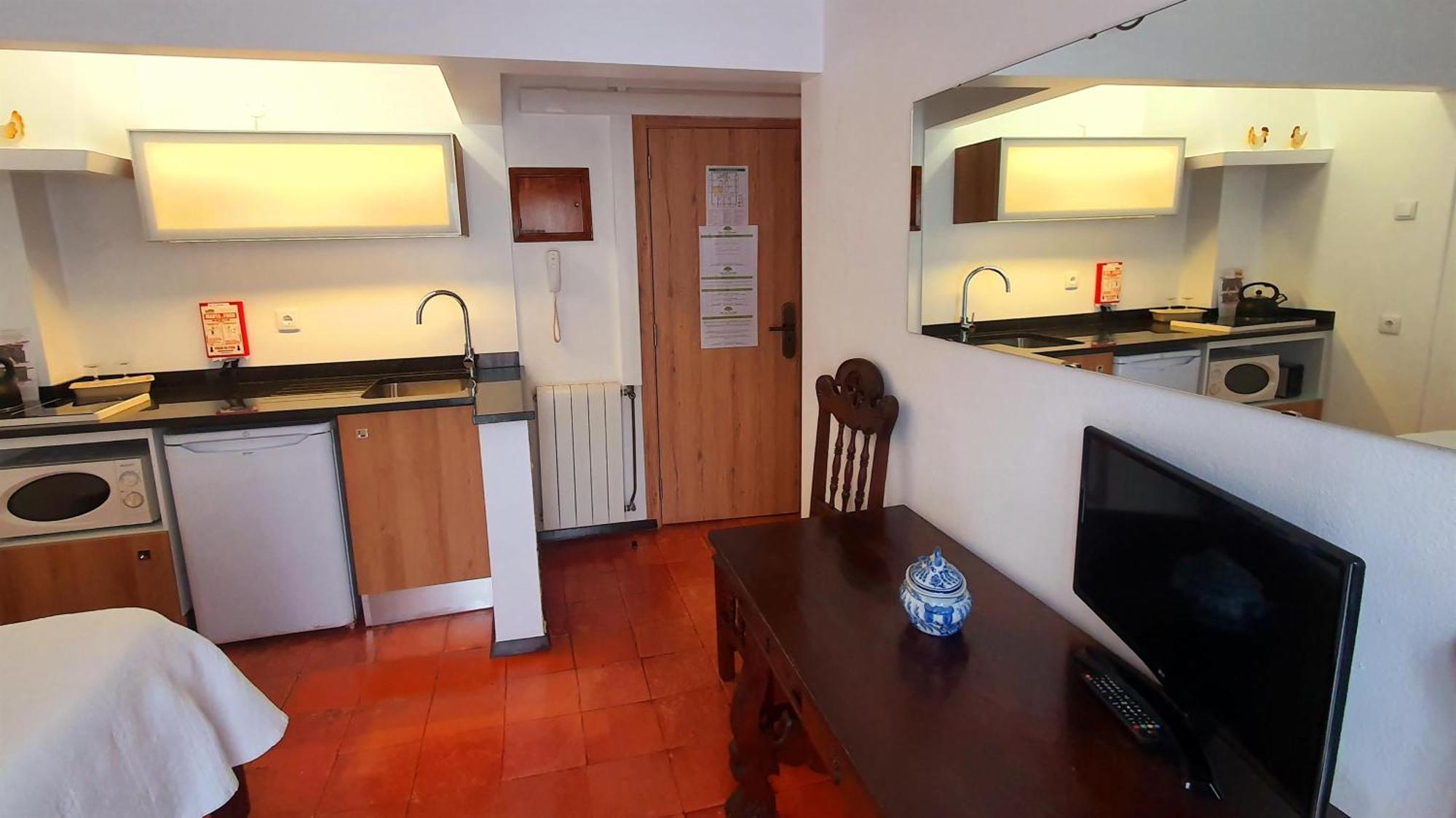Solar Dos Carvalhos - Apartamentos De Turismo Nazaré Room photo